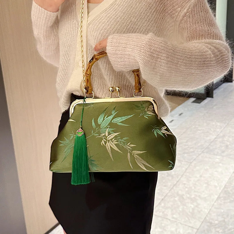 Fashion Women Evening Bag Brand Party Banquet Embroidery Bag for Ladies Wedding  Shoulder Bag Chain Bolsas Mujer